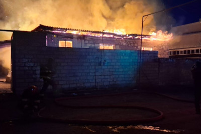 Şəmkirdə ev yanıb - VİDEO