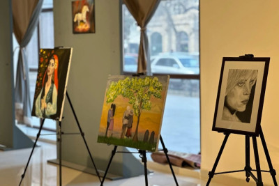 Gəncədə Gənclər Gününə həsr olunmuş sərgi keçirilib - FOTO