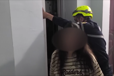 Gəncədə bağlı qapı arxasında qalan 4 nəfər xilas edilib