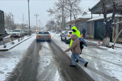 Maşın yoluna qəfil çıxmayın!