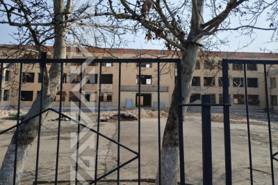 Gəncədə şagirdlərin valideynləri FƏRYAD EDİR - VİDEO