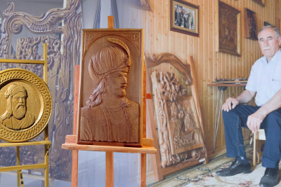 Qədim oyma sənətini davam etdirən gəncəli: “Son illər gəlir əldə edə bilmirəm” – ÖZƏL MÜSAHİBƏ