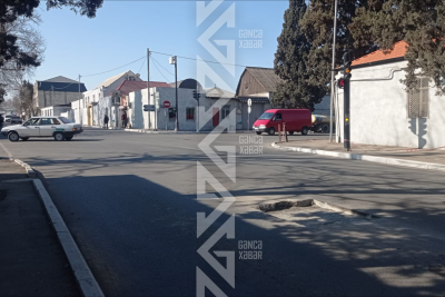 Atatürk prospektində yeni asfalt örtüyü çəkildi, qəza vəziyyəti yarandı - FOTO/VİDEO