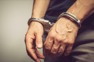 Arvadının başqası ilə yazışmasına görə güllələyən şəxsin cəzası azaldıldı