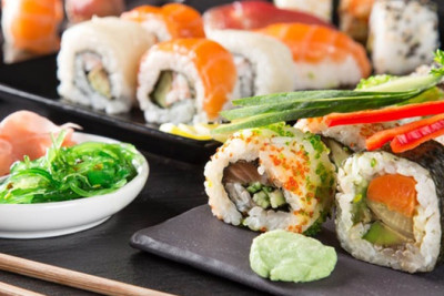 Suşidən zəhərlənənlər evə buraxılıb - YENİLƏNİB