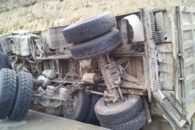 Yük maşını aşıb