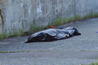 Küçədən meyit tapıldı