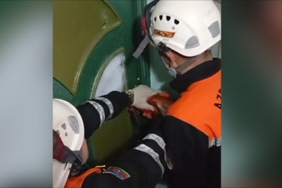 Gəncədə çarəsiz qalan uşaq xilas olundu