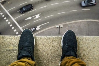 Şəmkir sakini Bakıda intihar etdi