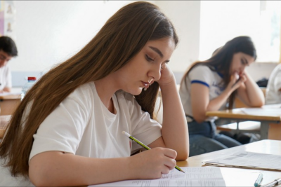 Gəncə məktəblisi imtahanda maksimum bal toplayıb