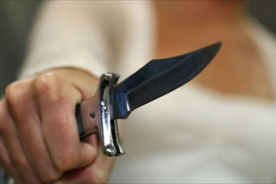 DƏHŞƏT: Övladının gözü qarşısında ərini 5 dəfə bıçaqlayan qadın AZADLIĞA BURAXILDI