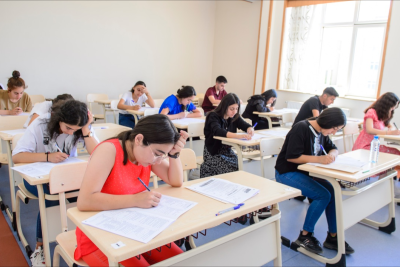 DİM bəzi imtahanların başlama saatını dəyişib