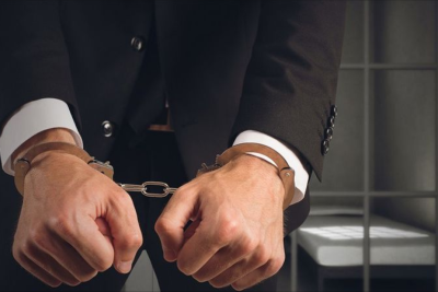 Həbsdə olan vəzifəli şəxsin cəzası azaldıldı