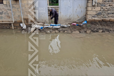 Gəncədə sel suları Məhsəti qəsəbəsini iflic etdi - FOTO/VİDEO