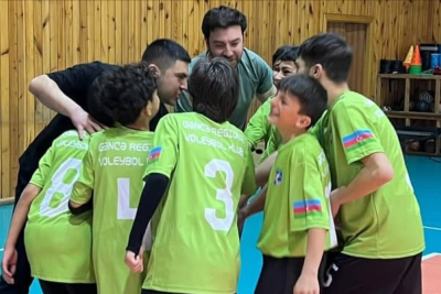 Məktəbli voleybolçularımız Azərbaycan birincisi oldular