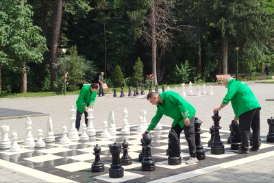 MKTB-dən cavab - Şahmat fiqurları Xan bağına sifarişlə “qastrola” gəlir