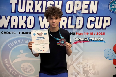 Gəncəli məktəbli beynəlxalq yarışda uğur qazanıb - FOTO