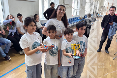 Gəncəli şagirdlər LEGO turnirində iki kubok qazandılar - FOTO