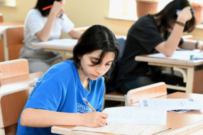 10 min abituriyent buraxılış imtahanlarından ŞİKAYƏT EDİB