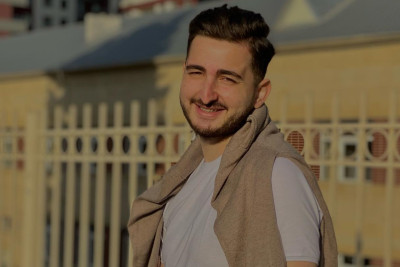 23 yaşlı gəncəli teatr yaradıb - VİDEO