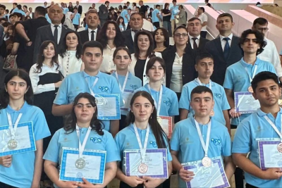 Şagirdlərimizə medallar təqdim olundu