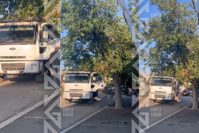 Gəncədə yük avtomobili dirəyə çırpılıb