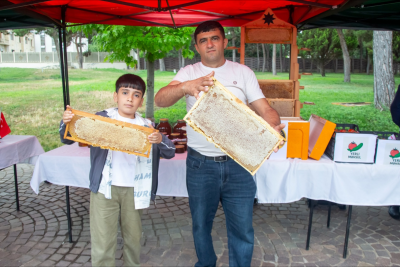 Fermerlər Aqrar Biznes Festivalında məhsullarını nümayiş etdiriblər - FOTO