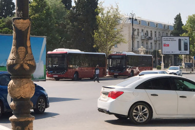 Gəncədə “BakuBus”ın avtobuslarında ödəniş NAĞDSIZ olacaq