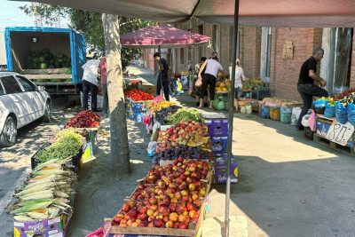 Gəncədə küçə alverçiləri CƏRİMƏLƏNİB