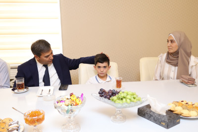 Gəncədə şəhid övladlarına məktəb ləvazimatları təqdim olunub