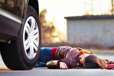 Gəncədə qadını maşın vurdu