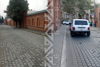 Gəncənin Sabir küçəsində yol bərpa edildi