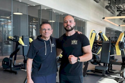Gəncəli Milli Qəhrəman 100 kq ağırlıqla məşq etdi