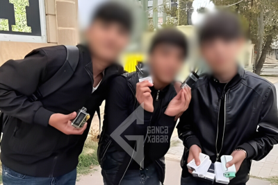 Gəncədə məktəblilərə siqaret satılır