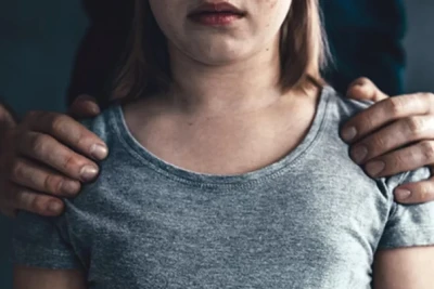 Dostunun xəstə qızına təcavüz edən 69 yaşlı kişi ilə bağlı QƏRAR