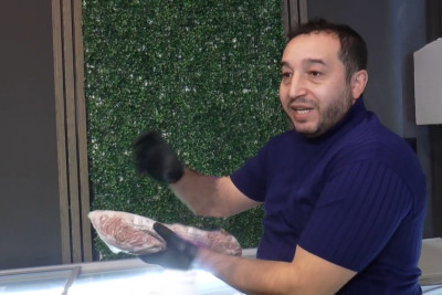 Gəncədə 31 manata satılan Braziliya ətlərinə rast gəlmək olur