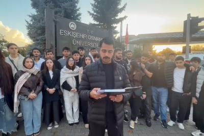 Gəncəli tələbənin həbsinə görə Türkiyədə etiraz aksiya keçirilib