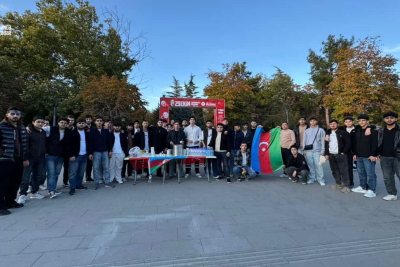 Gəncəli tələbə Türkiyədə şəhidlərimiz üçün ehsan verib