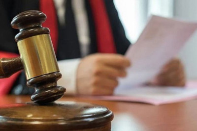 Arvadını öldürən ömürlük məhkum yenidən məhkəmə qarşısında