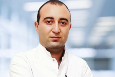 Gəncədə tibb bacısının əri həkimi döyüb