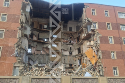 Goranboyda çökən binanın sakinləri ilə bağı QƏRAR