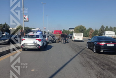 Gəncədə valideyinləri ölən gənc: "Pula görə xəstəxana qəbul etmədi, ambulansda qaldı, sonra da öldü"