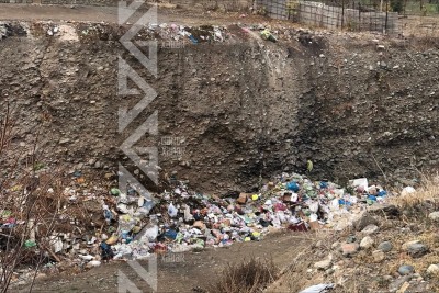 Gəncəçayın məcrasını zibillik edən məsuliyyətsiz vətəndaşlar