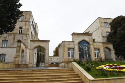 Gəncədə məktəbli qayçı ilə şagird yoldaşına xəsarət yetirib