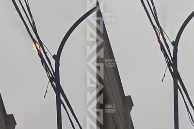 Gəncənin mərkəzində elektrik naqilləri alışıb