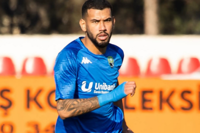 "Kəpəz"in müdafiəçisi geri qayıtmaq istəmir