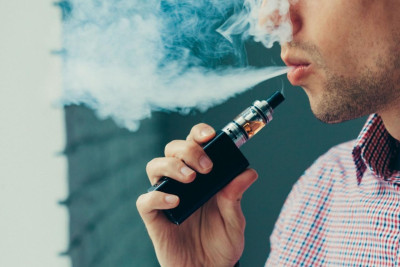 Elektron siqaretlər qadağan edildi