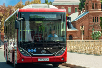Gəncədə 12 nömrəli marşrut avtobusları saat 22:30-dək hərəkət edir