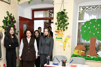 Leyla və Alena Əliyevalar Gəncədə xüsusi ümumtəhsil məktəbində