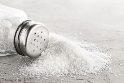 Kişi keçmiş arvadının başına duzqabı atdı, məhkəmə hökm çıxardı